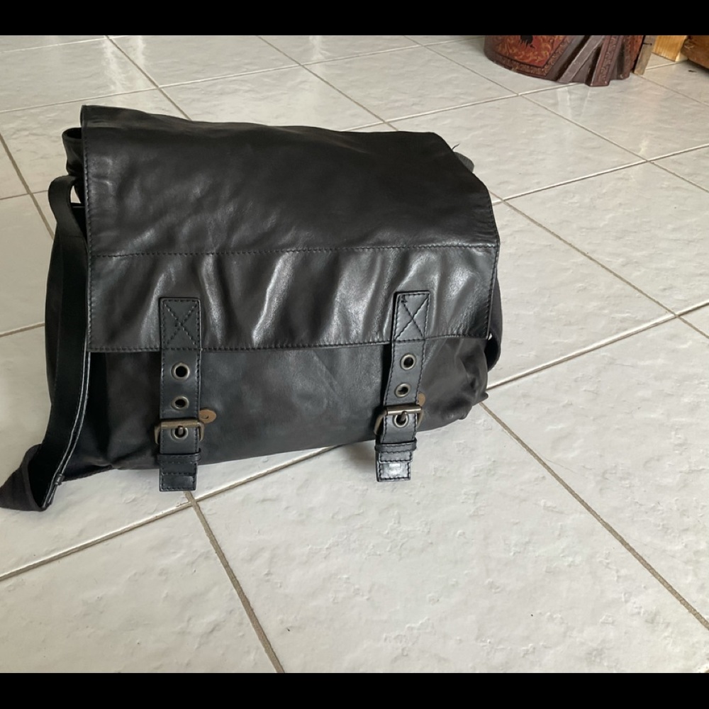 Dolce & Gabana,leather office bag